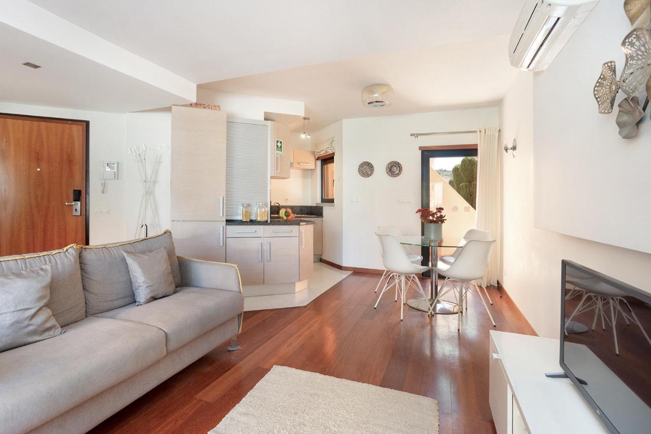 Baia Da Luz Luz Beach 1 Bedroom Apartment Bagian luar foto