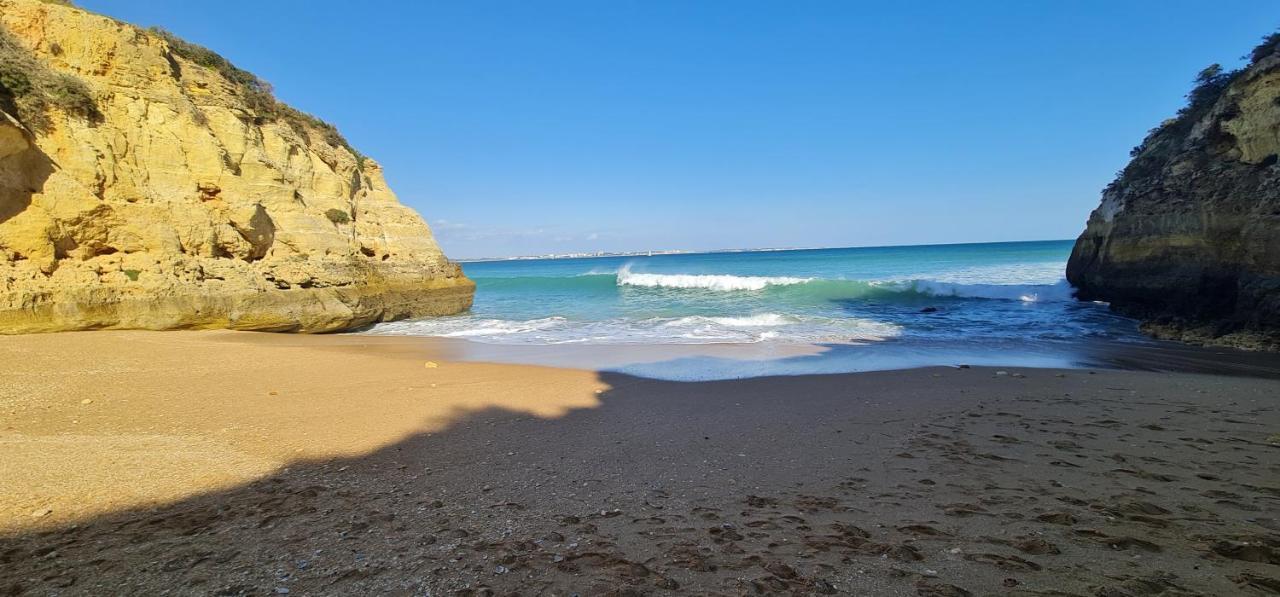 Baia Da Luz Luz Beach 1 Bedroom Apartment Bagian luar foto