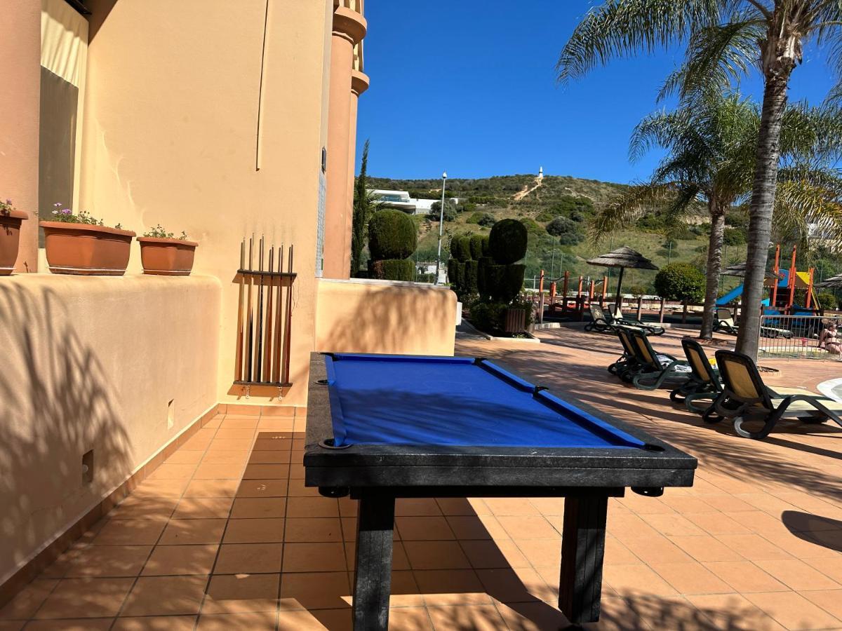 Baia Da Luz Luz Beach 1 Bedroom Apartment Bagian luar foto