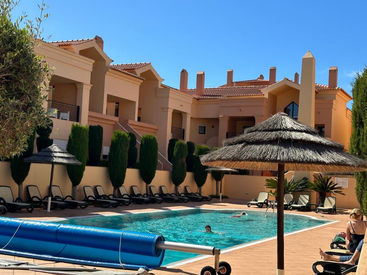Baia Da Luz Luz Beach 1 Bedroom Apartment Bagian luar foto